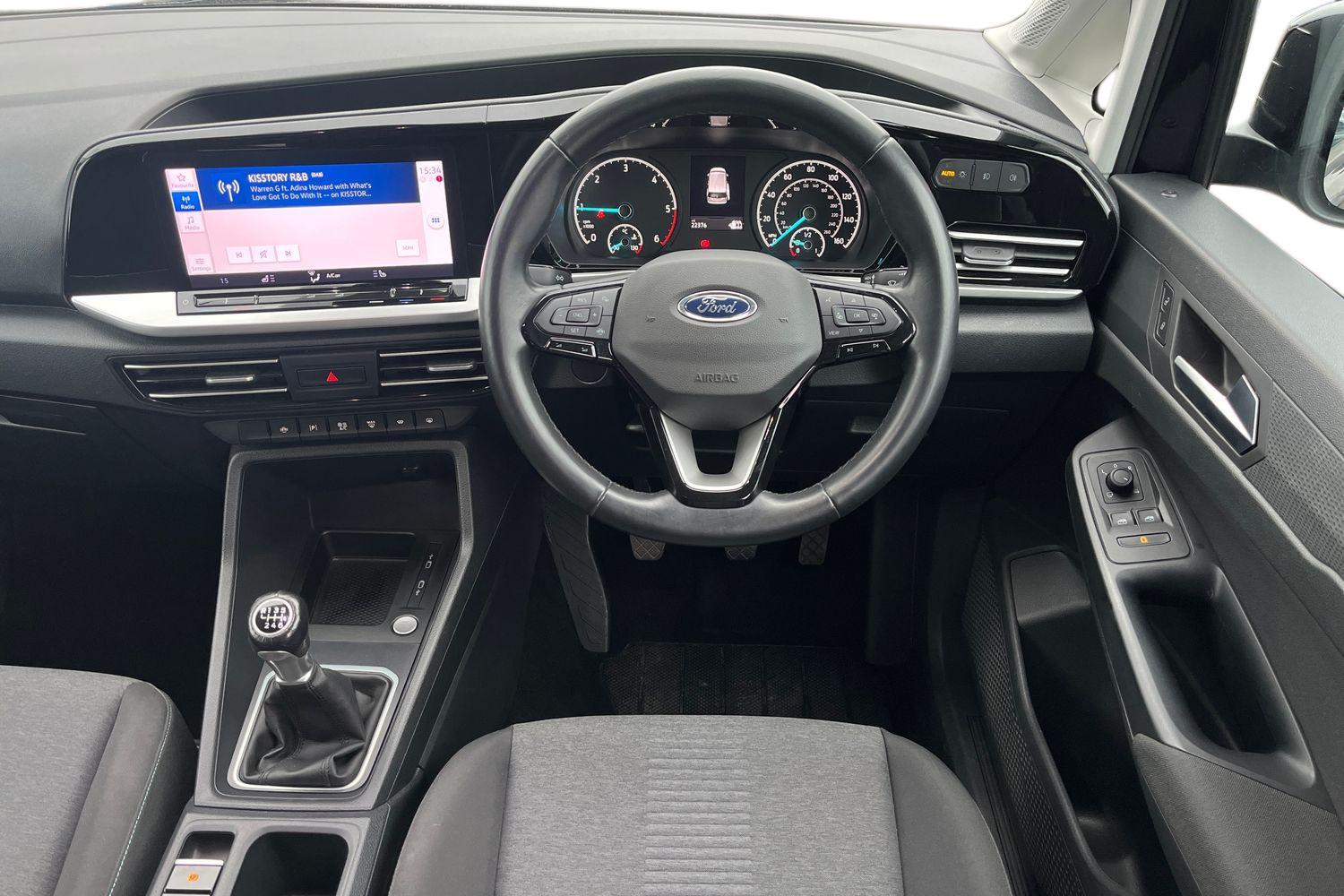 Ford TOURNEO CONNECT Photo 10