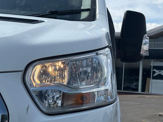 FORD Transit Photo 28