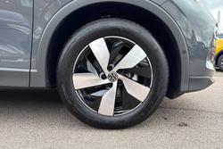 VOLKSWAGEN Tiguan Photo 5
