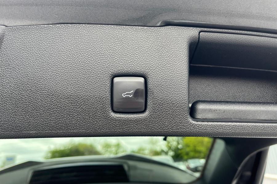 Ford KUGA Photo autoimg-2ecbf4fb7e47e7c82fbb8c7e904b7ea04da12e7b.jpg