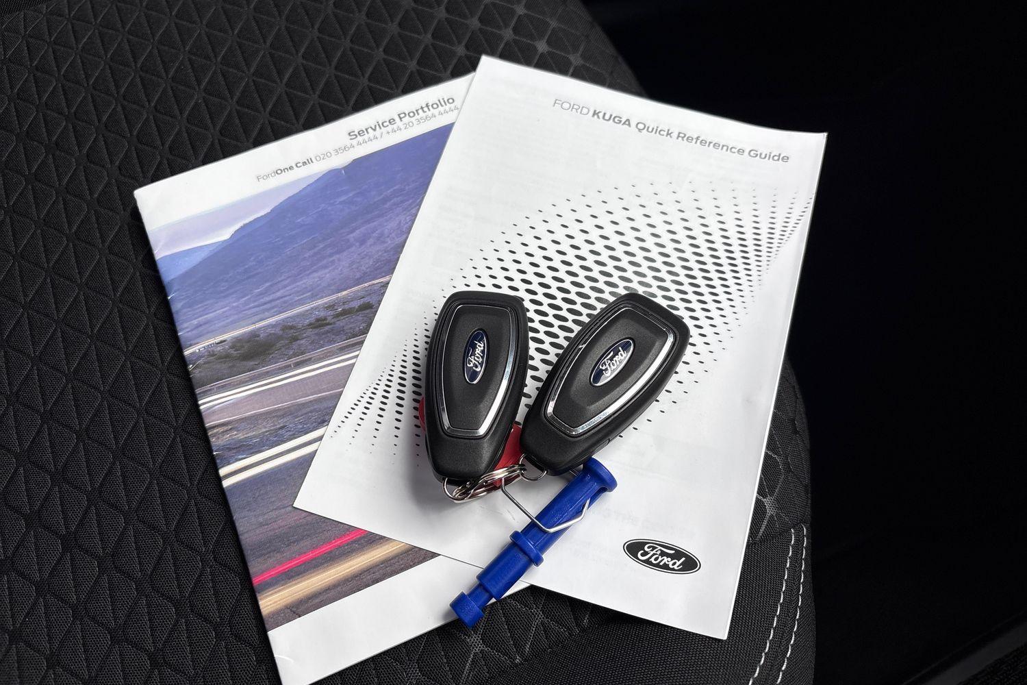 Ford KUGA Photo 21