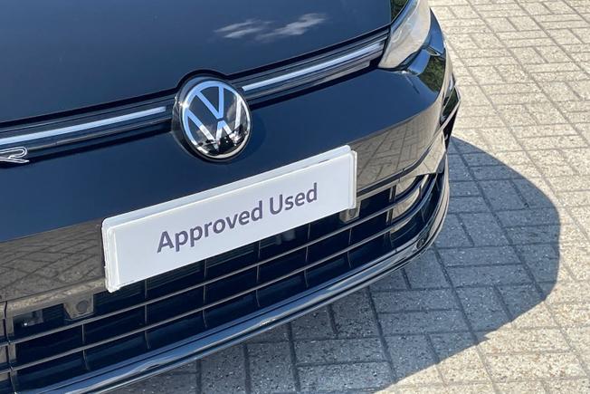 VOLKSWAGEN Golf Photo 50