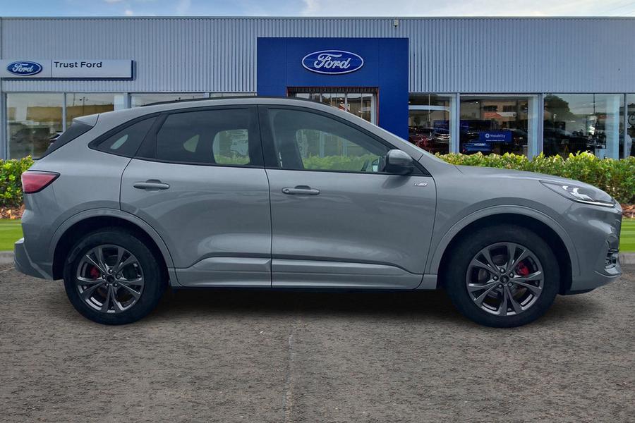 Ford Kuga Photo autoimg-2eceb42abb9fc89f803f5a81d0f8efe721383dfc.jpg