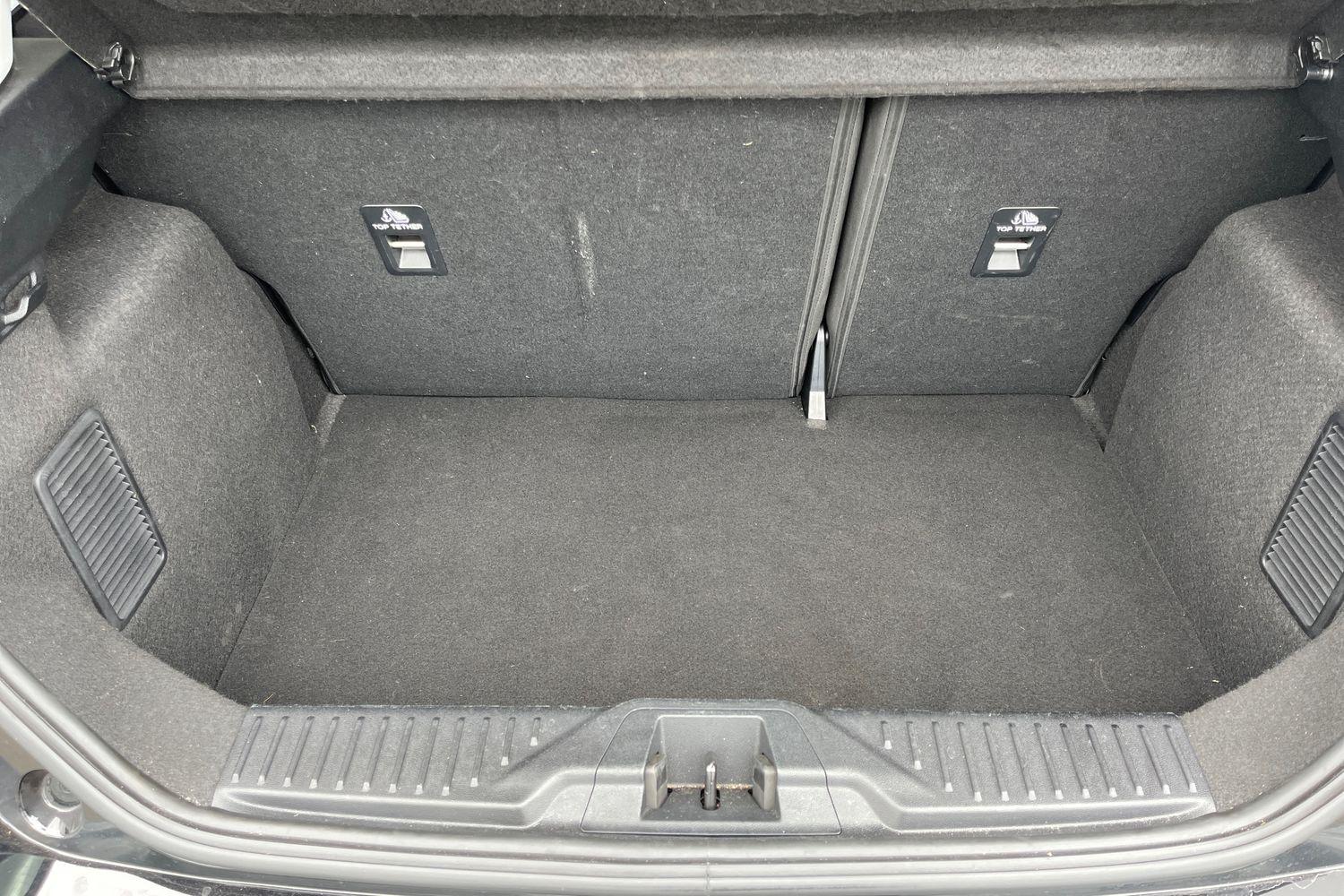 Ford FIESTA Photo 20