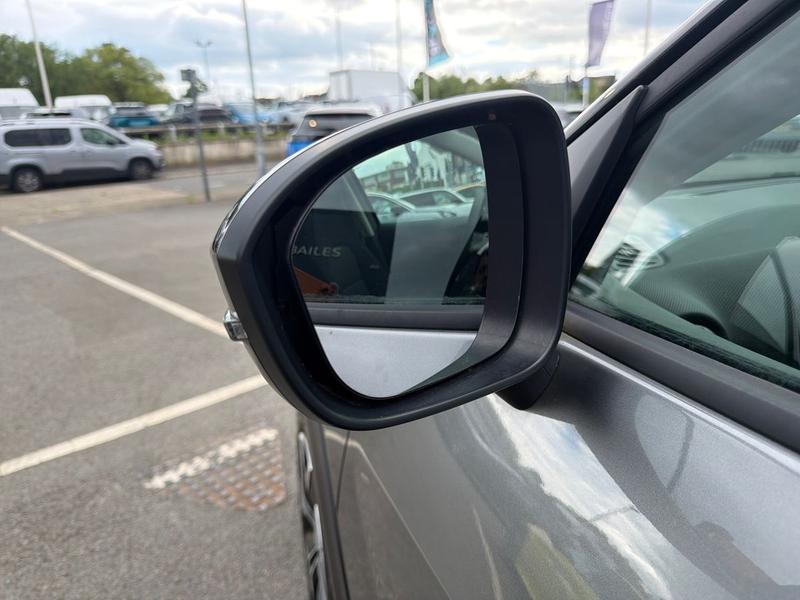 Used Nissan Juke NJ22BXL 25