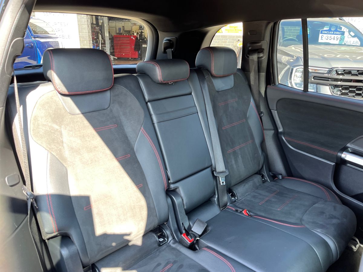 Mercedes-Benz EQB Photo 33