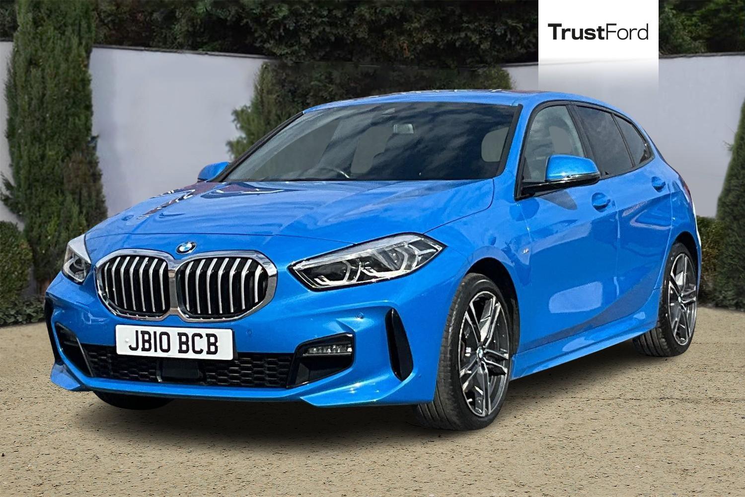 BMW 1 SERIES Photo 4