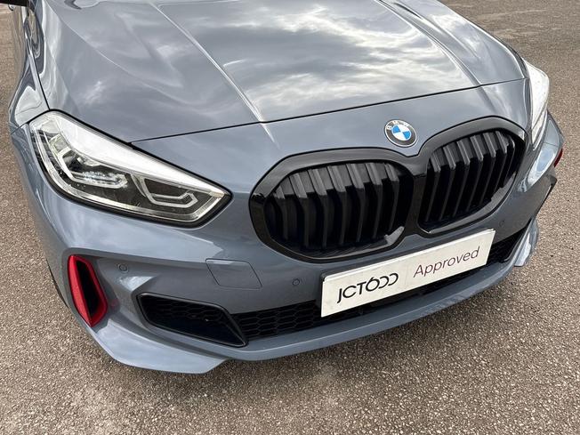 BMW 1 Series Photo 31