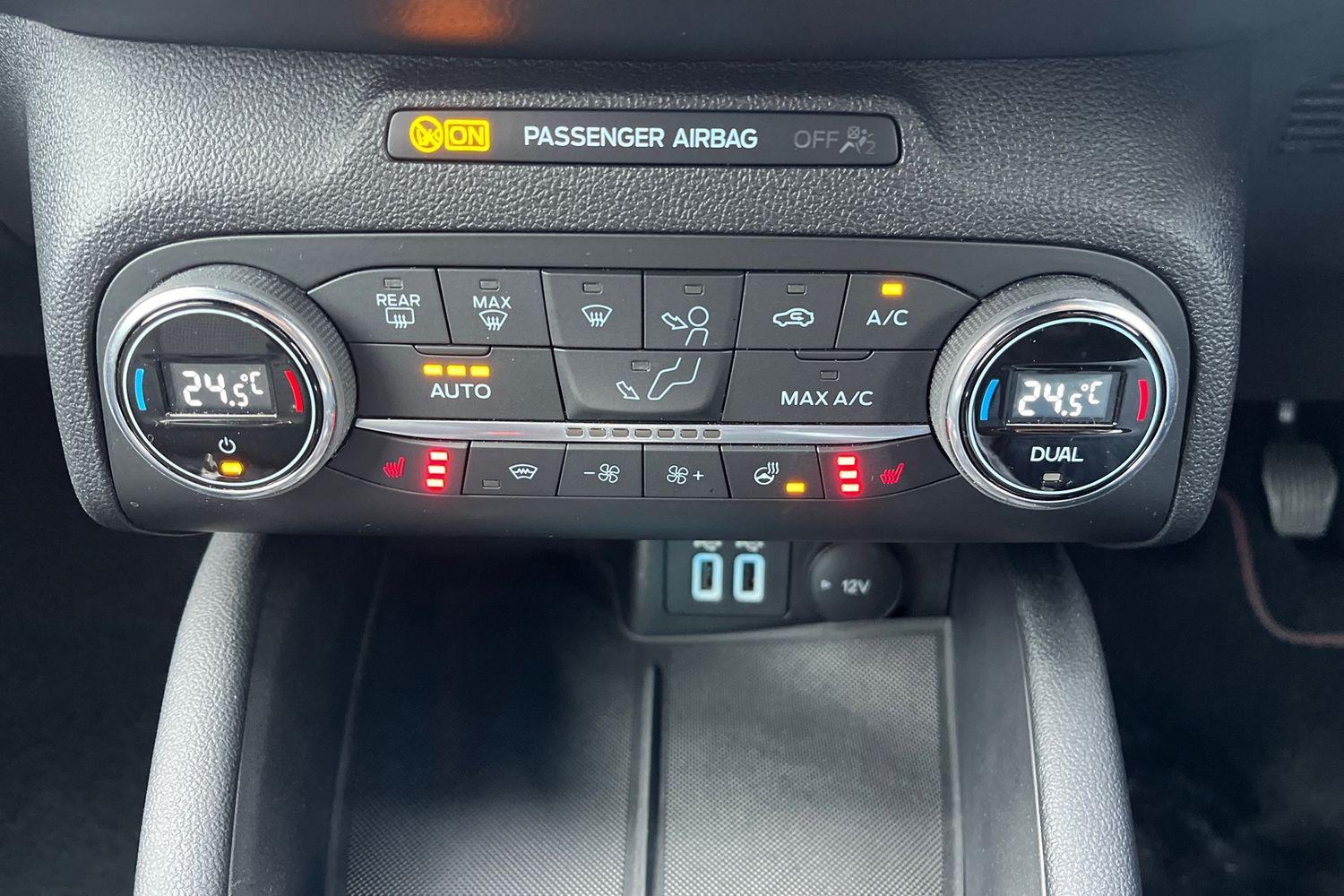Ford Focus Photo 26