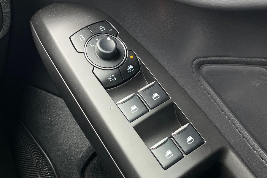 Ford Focus Photo autoimg-2edcd750ad81daf49c0130bd0752c12b84336bfa.jpg