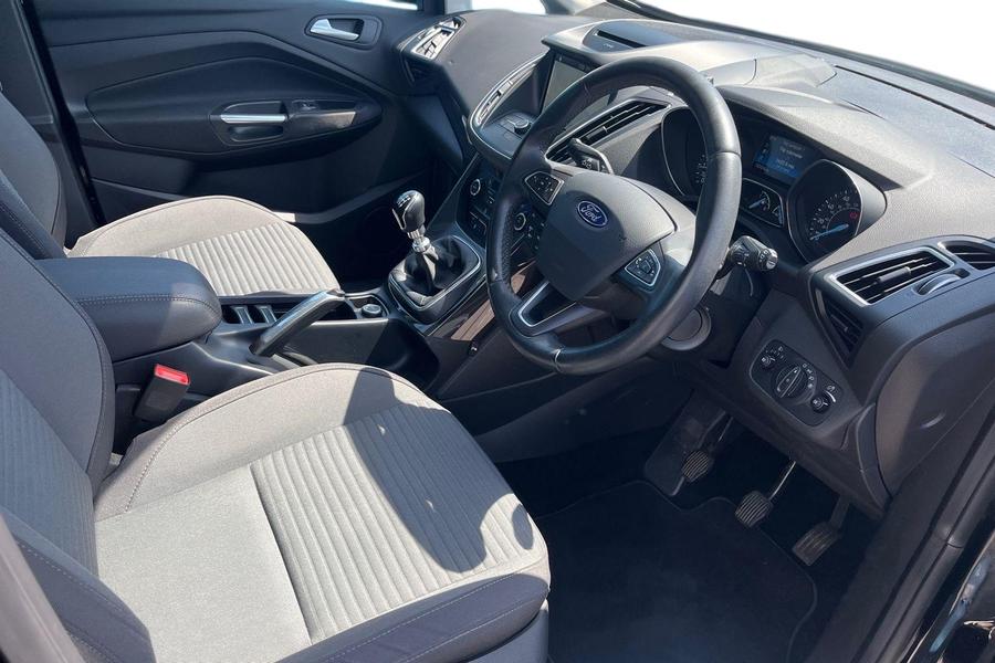 Ford C-Max Photo autoimg-2edeb4839c8030c180396b3dad77795ad4ca3040.jpg