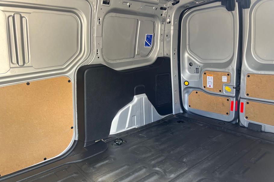 Used Ford TRANSIT CONNECT OY18OOX 4