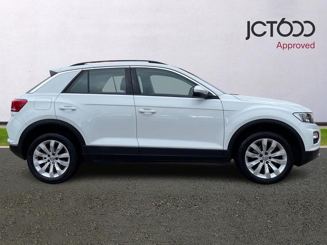 VOLKSWAGEN T-Roc Photo 4