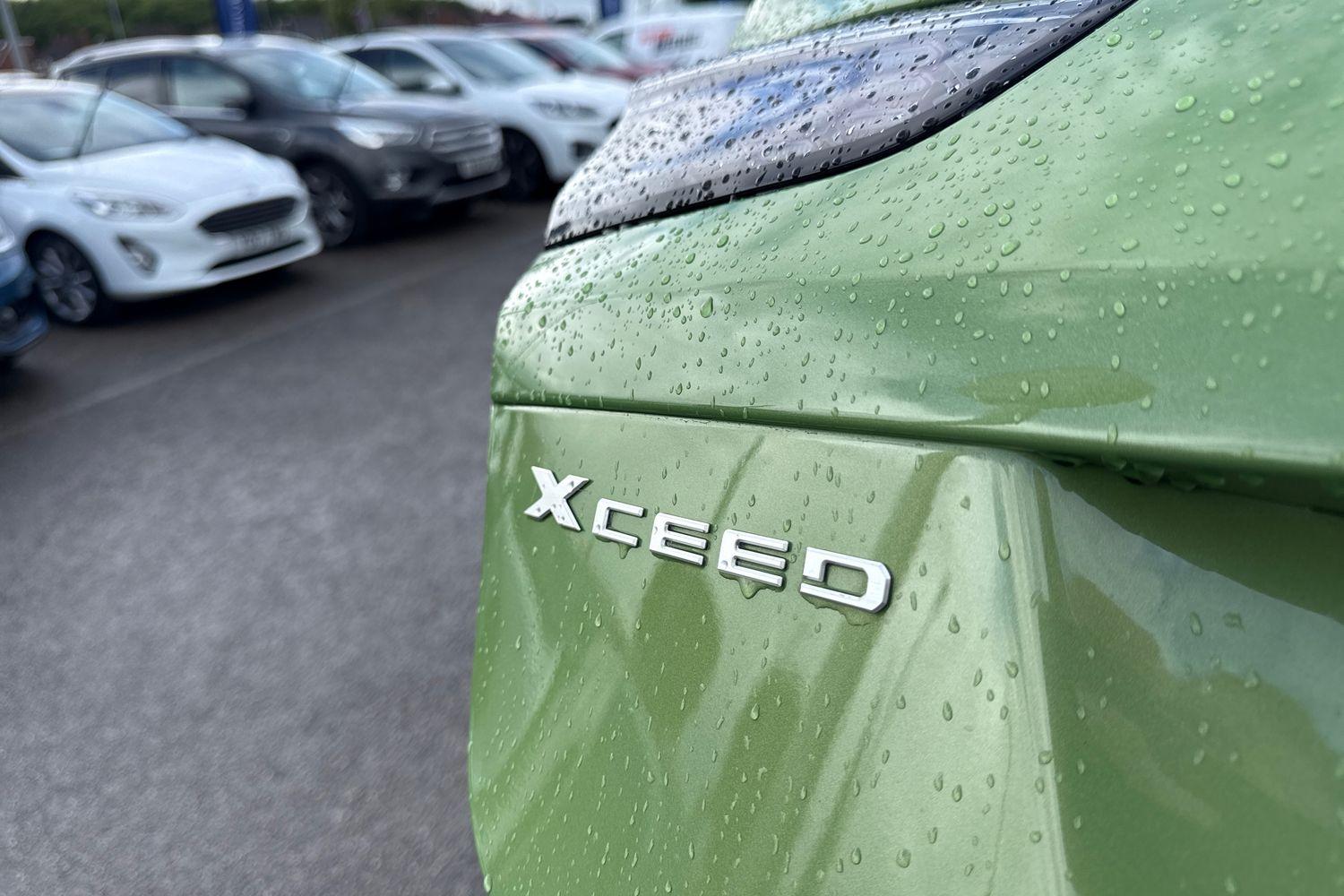 Kia XCEED Photo 36