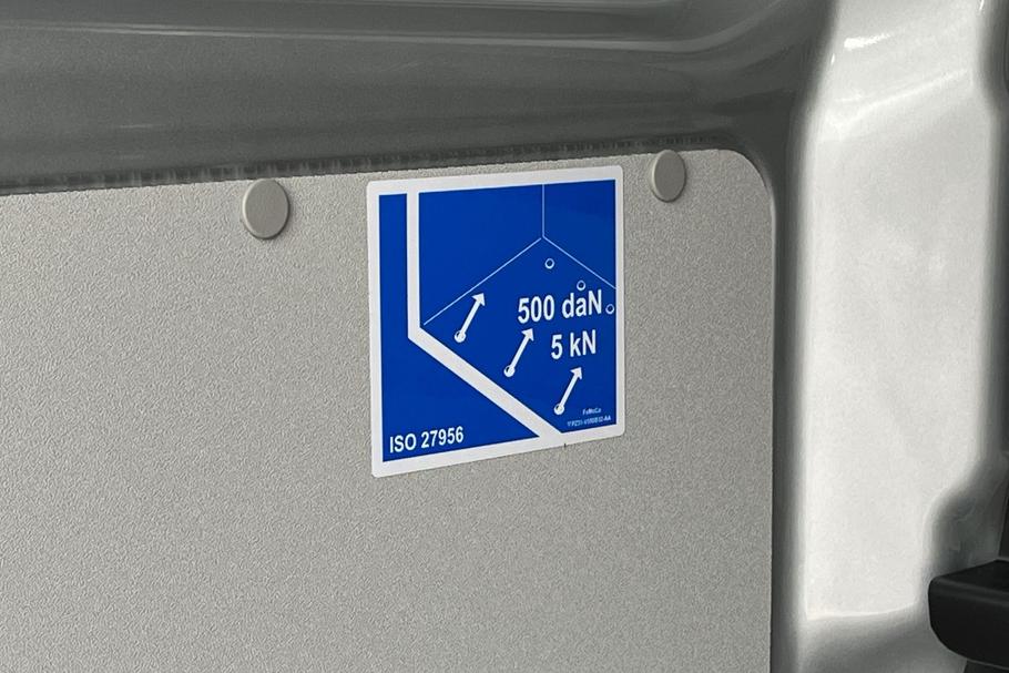 Used Ford TRANSIT CUSTOM KMZ9896 23