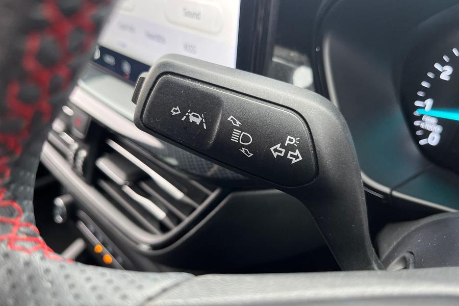 Ford FOCUS Photo autoimg-2ef64c5b226e70c643904e2525a8e69059802823.jpg