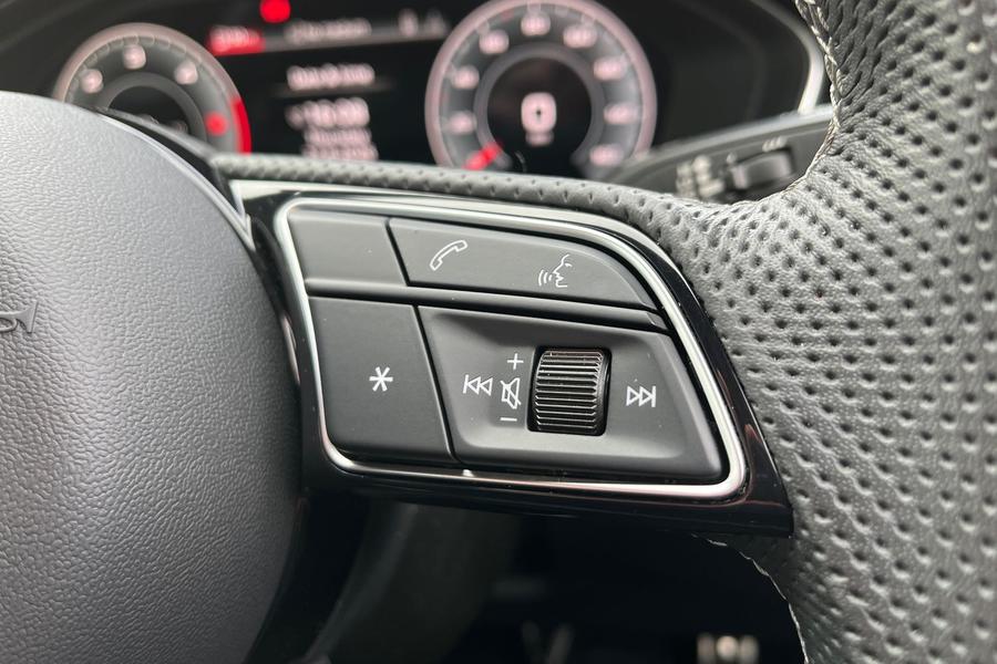 Audi A4 Avant Photo autoimg-2ef6e8445bdef4046a0643b6416c0f83ece251c4.jpg