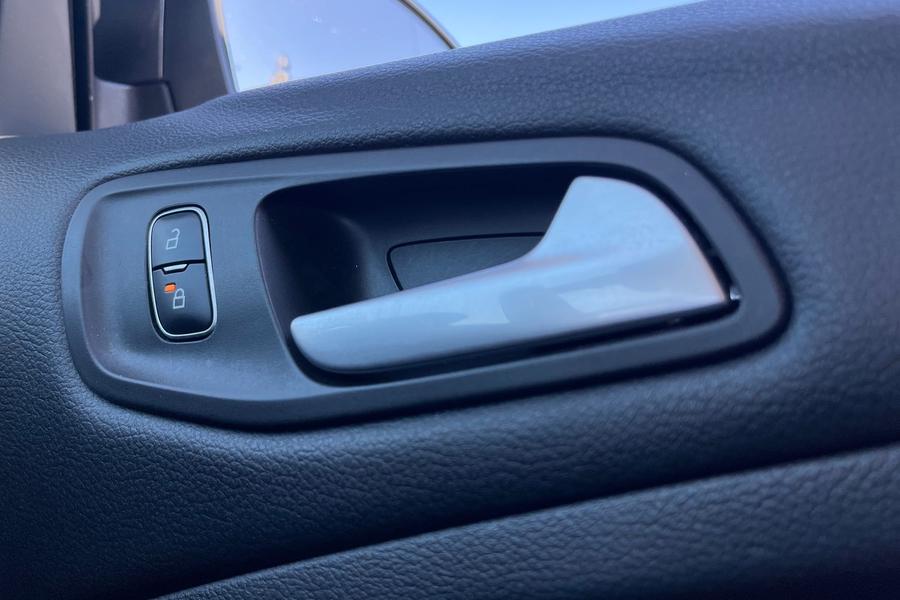 Ford KUGA Photo autoimg-2ef86876288003d4c7391152d26620904eee2d55.jpg