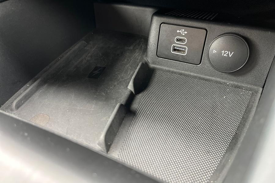 Ford Kuga Photo autoimg-2efab5b76dd27b1526423b1400882785669f1220.jpg