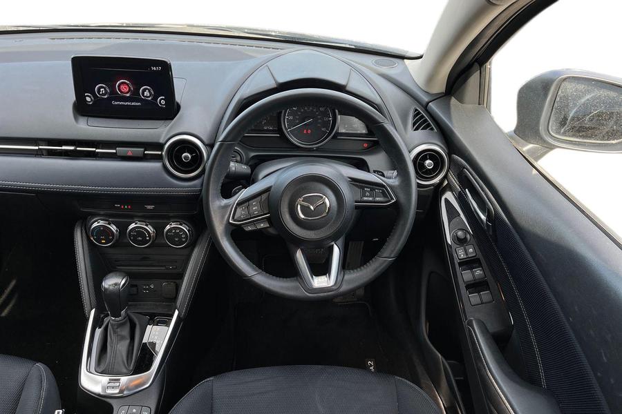 Mazda 2 Photo autoimg-2f00c9b024ef53598824209e95e23823f50bf6d8.jpg