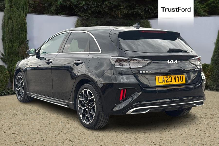 Kia CEED Photo autoimg-2f0276b17f04e020858a1fd6930dd94226562841.jpg