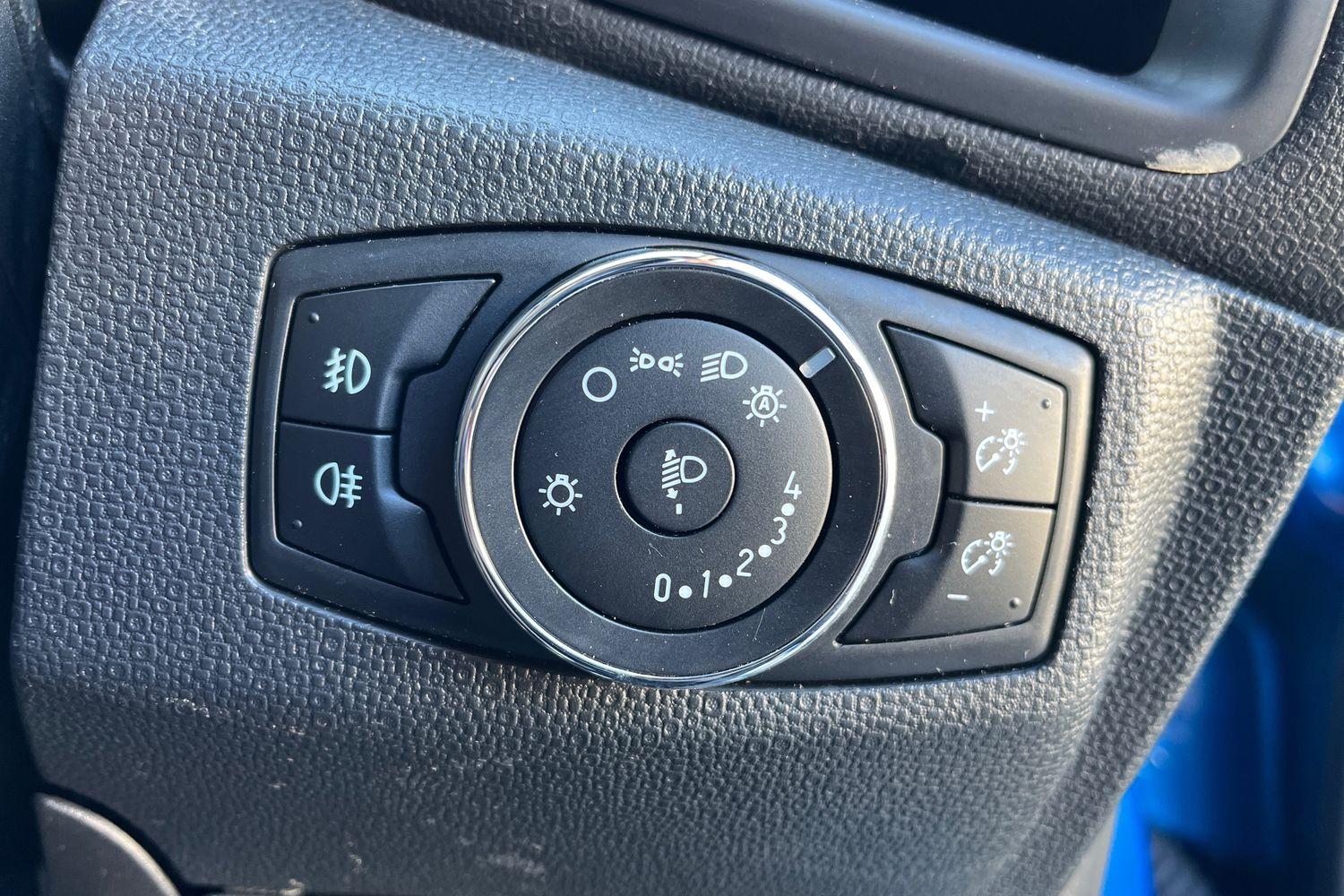 Ford EcoSport Photo 27