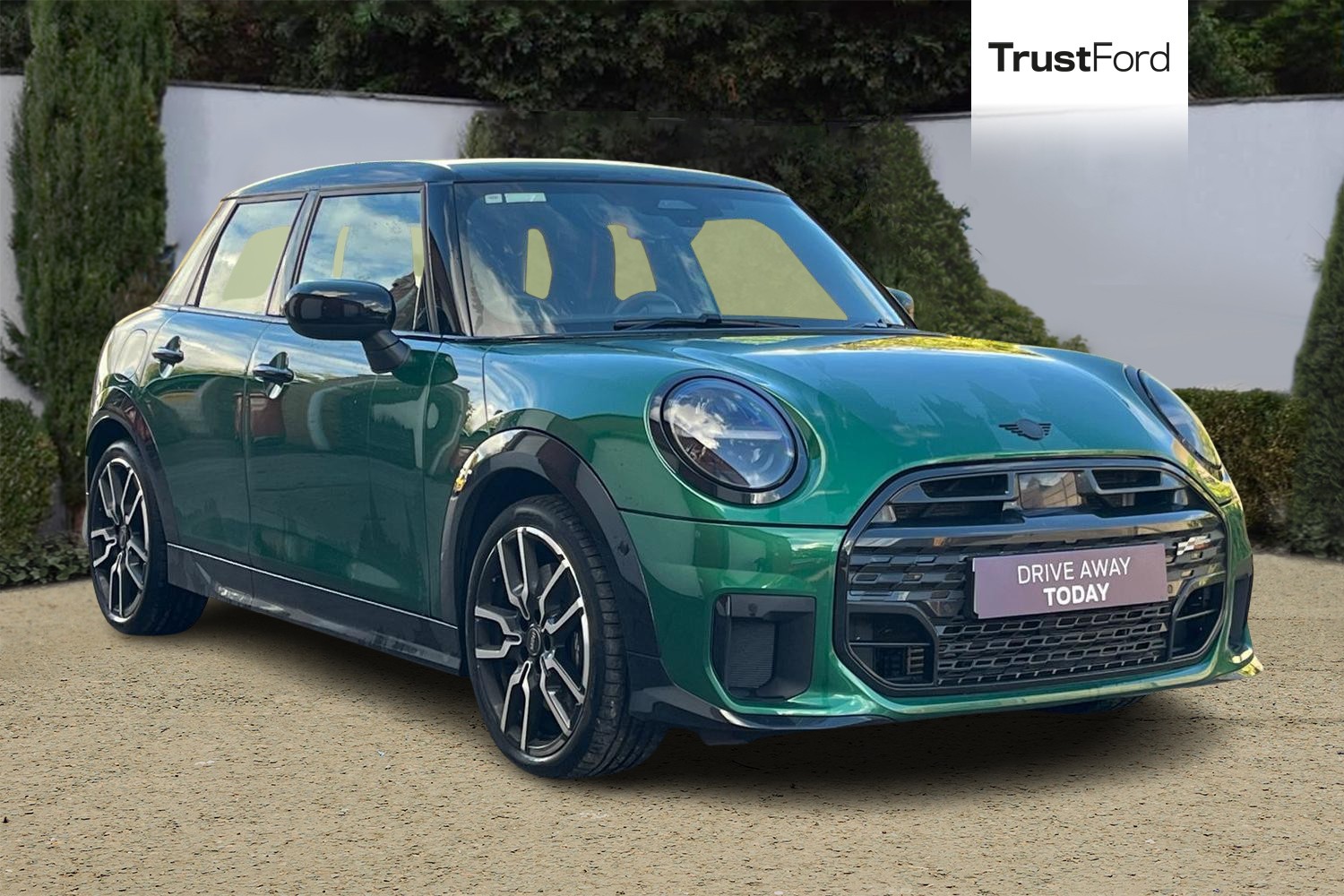 MINI Cooper Photo 0