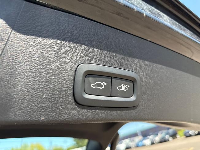 VOLVO Xc40 Photo 22