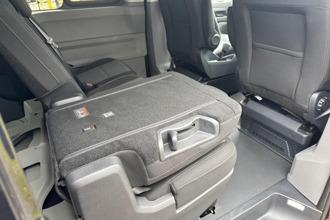 VOLKSWAGEN e-Transporter Photo 25