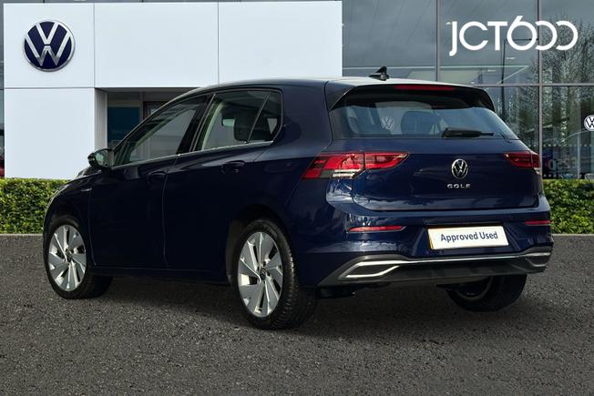 VOLKSWAGEN Golf Photo 3