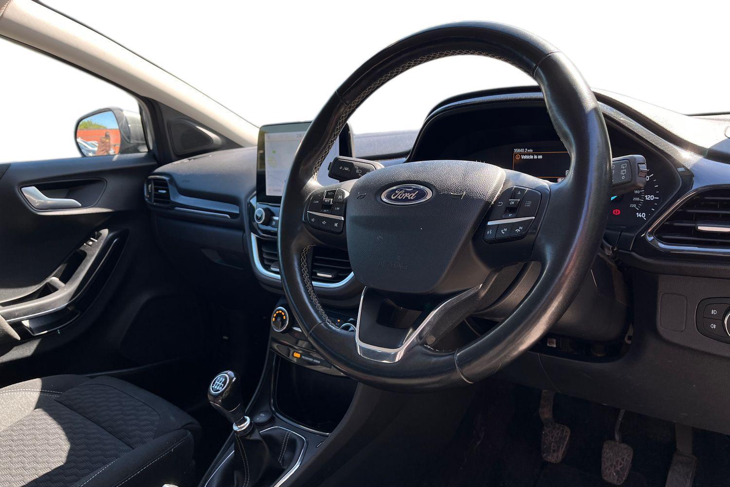 Ford Puma Photo 8
