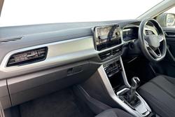 VOLKSWAGEN T-Roc Photo 2