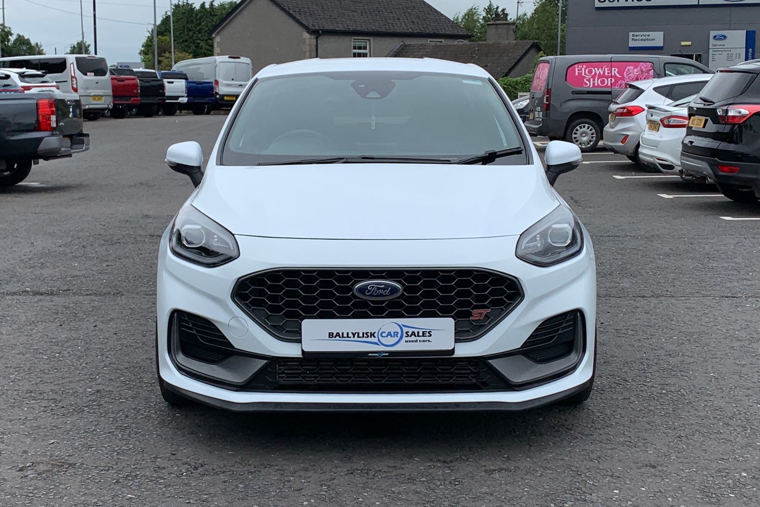 2023 Ford Fiesta 1.5T EcoBoost ST-3 in Frozen White with 24K + ££££'s Extras - vehicle photo 4 for sale on PureCar