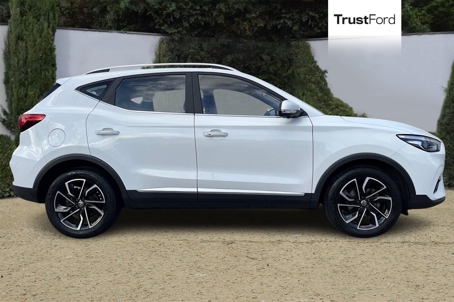 MG MG ZS Photo 2