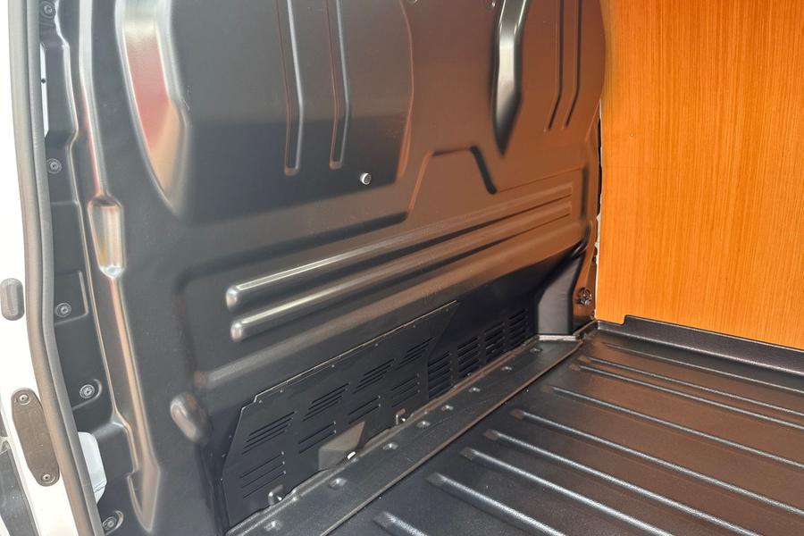 Ford E-TRANSIT CUSTOM Photo autoimg-2f27d08e4cc57892d1d07b4bf1c01ade17626e9c.jpg