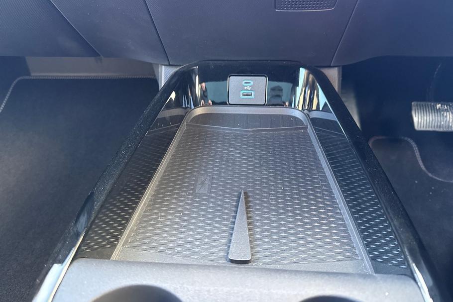 Used Ford MUSTANG MACH-E 26