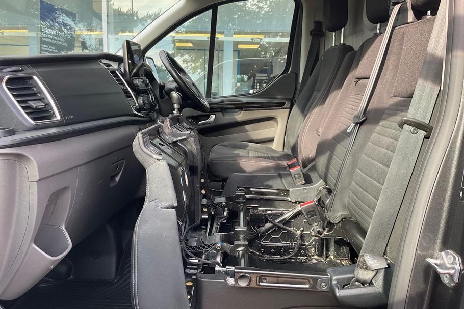 Used Ford TRANSIT CUSTOM KD23HNN 15