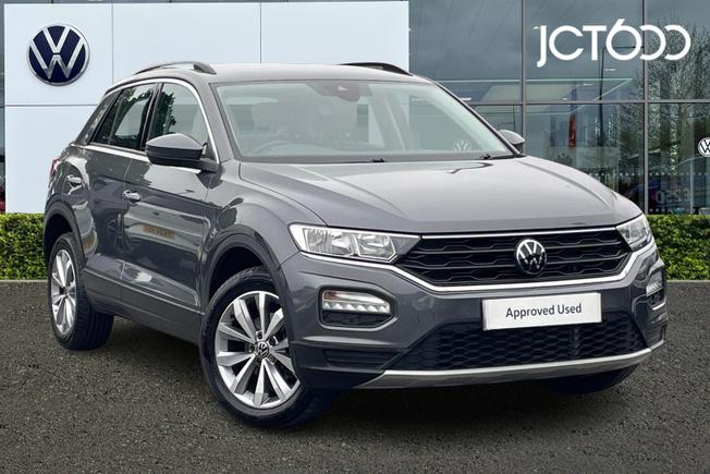 Volkswagen T-Roc Photo 1