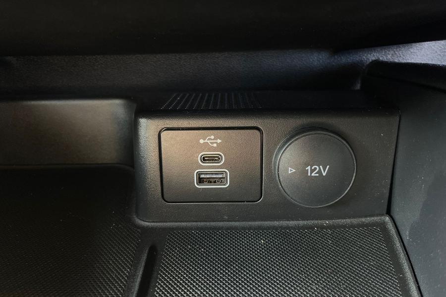 Ford KUGA Photo autoimg-2f348f67e5f7f879bd8b0a9a71f66235624b7872.jpg