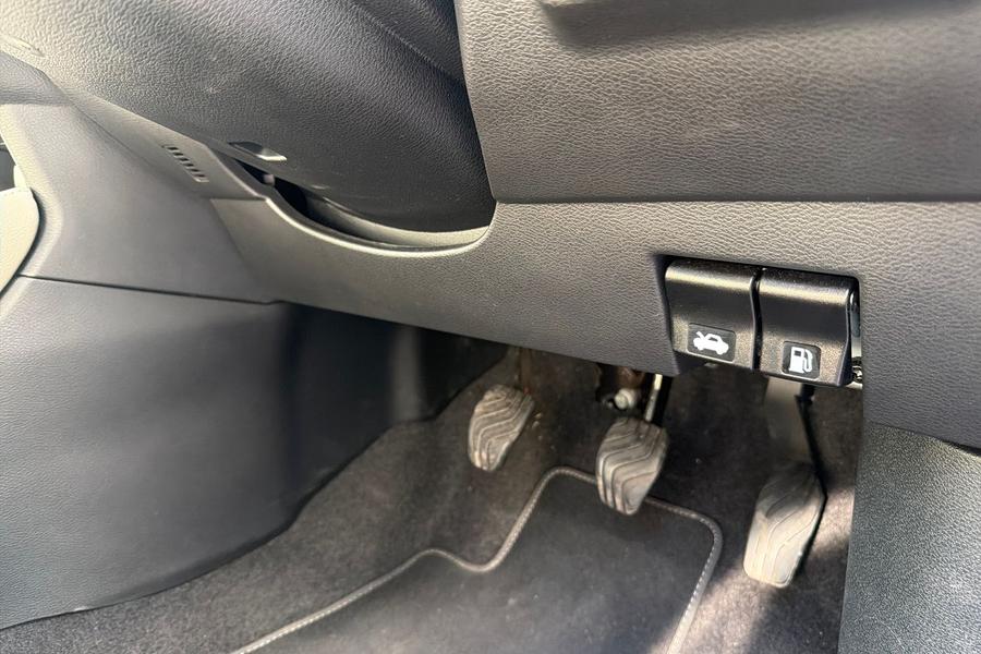 Nissan MICRA Photo autoimg-2f3506de6b41801fcff4acd5bd08785eccc70c99.jpg