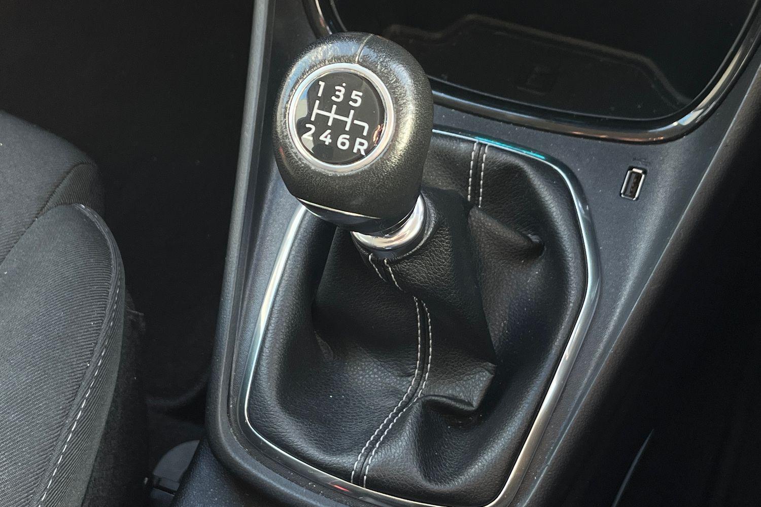 Ford Puma Photo 34