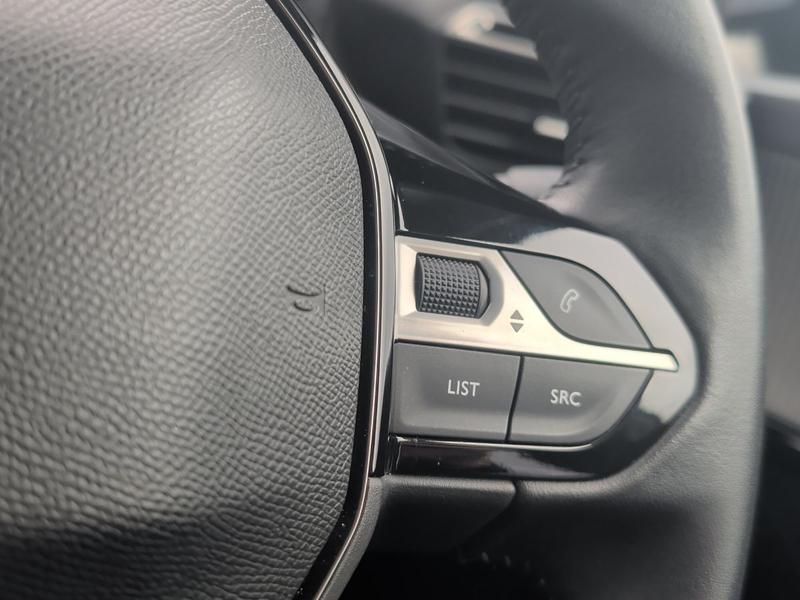 Used Peugeot E-208 YA70HHM 36