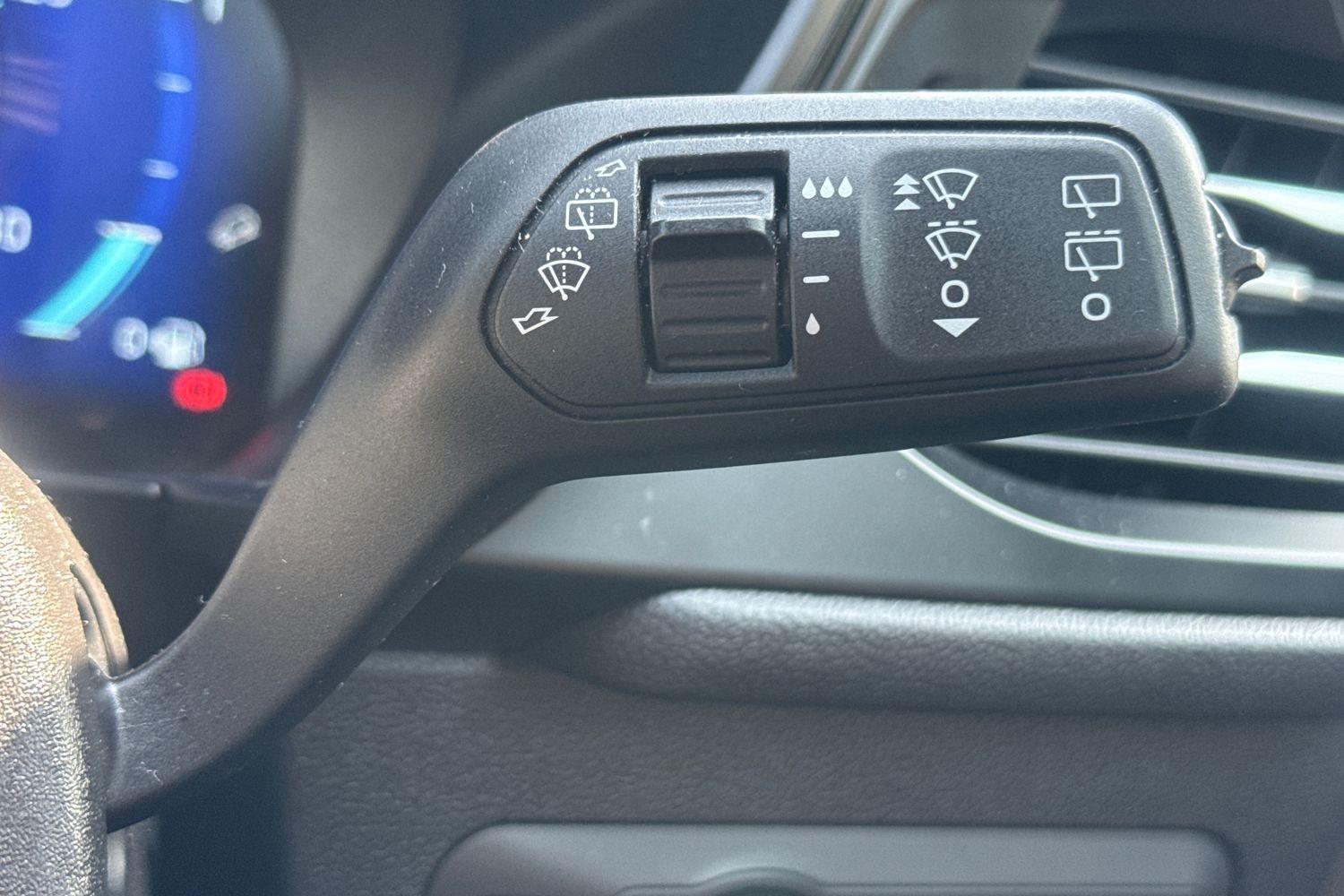Ford KUGA Photo 14