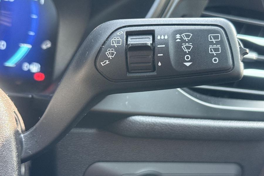 Ford KUGA Photo autoimg-2f43ee437f8c7e4c7e1ffff8c4d8f9ed216d5200.jpg