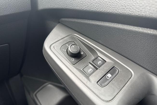 VOLKSWAGEN Caddy Photo 34