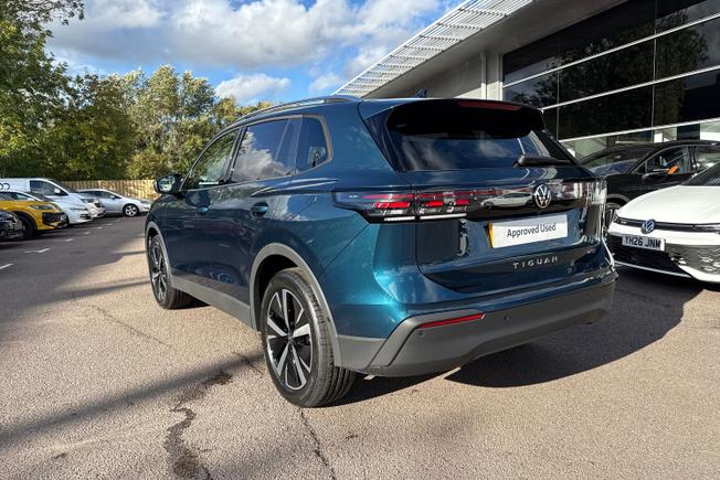 VOLKSWAGEN Tiguan Photo 23