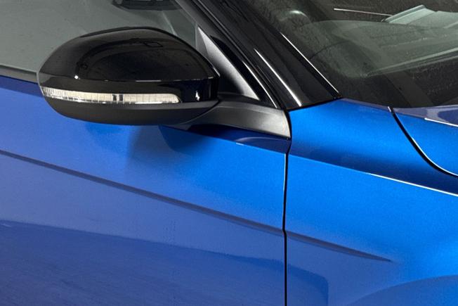 VOLKSWAGEN T-Roc Photo 20