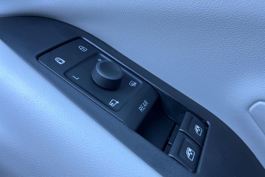 Used Ford CAPRI LB74FWZ 16