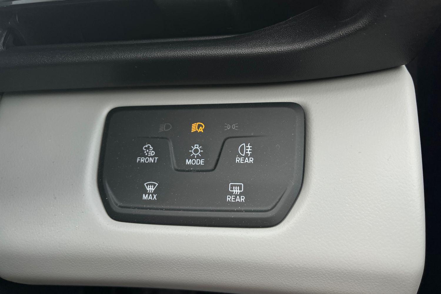 Ford Explorer Photo 33