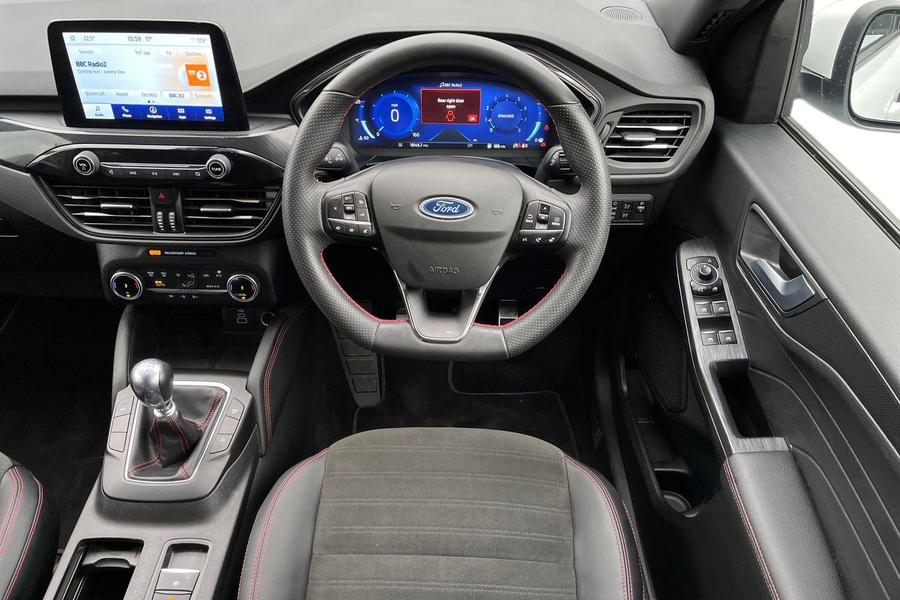 Ford Kuga Photo autoimg-2f637f45d18ccad20f741f54198290ad6d06f9ac.jpg